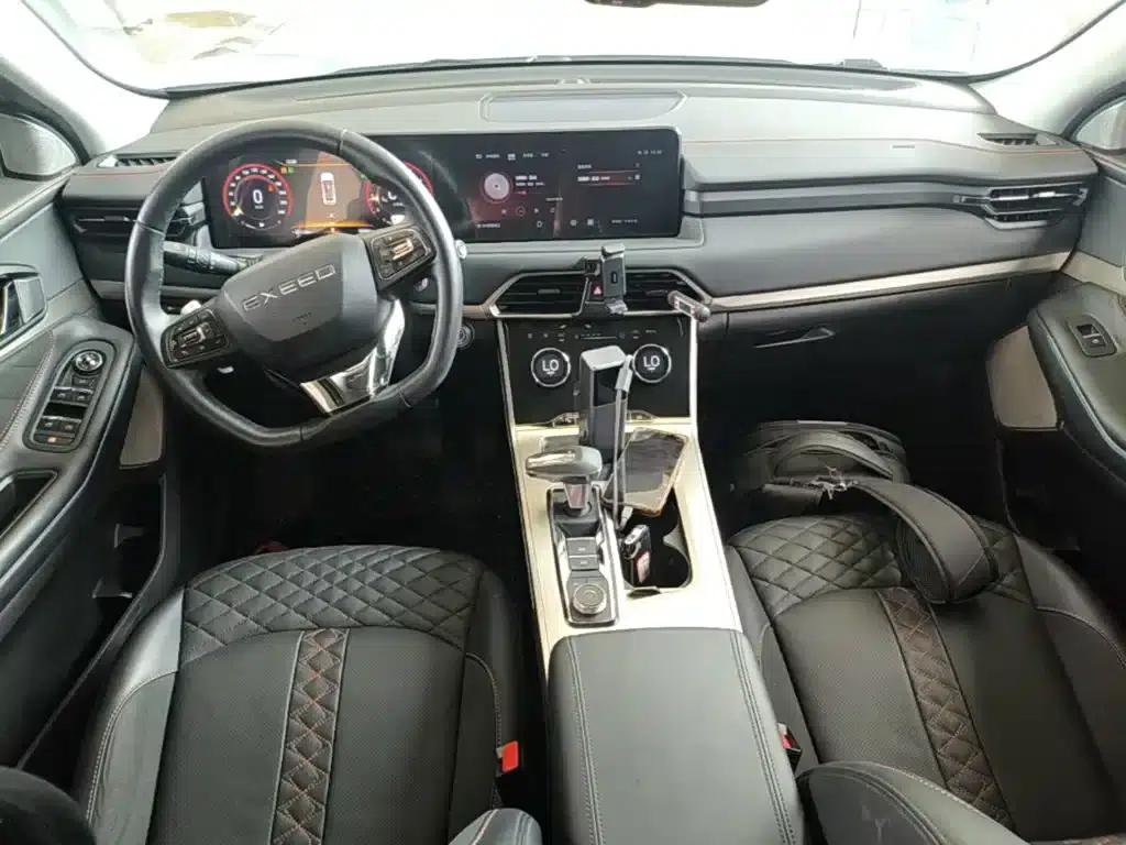 Exeed Soaring 2021 400T AWD Star Supreme Edition — миниатюра 10