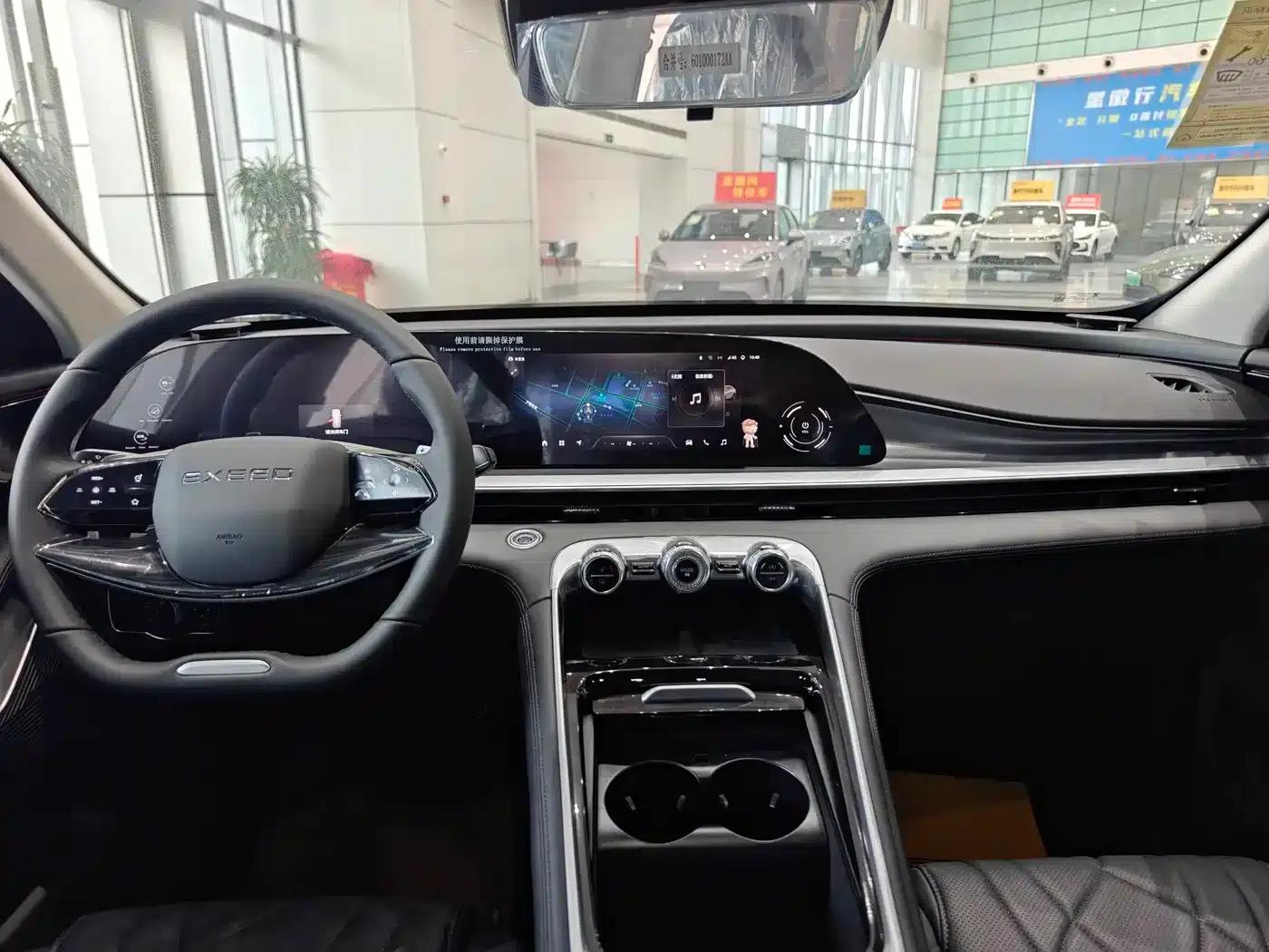 Exeed Yaoguang 2025 400T Deer Edition — миниатюра 12