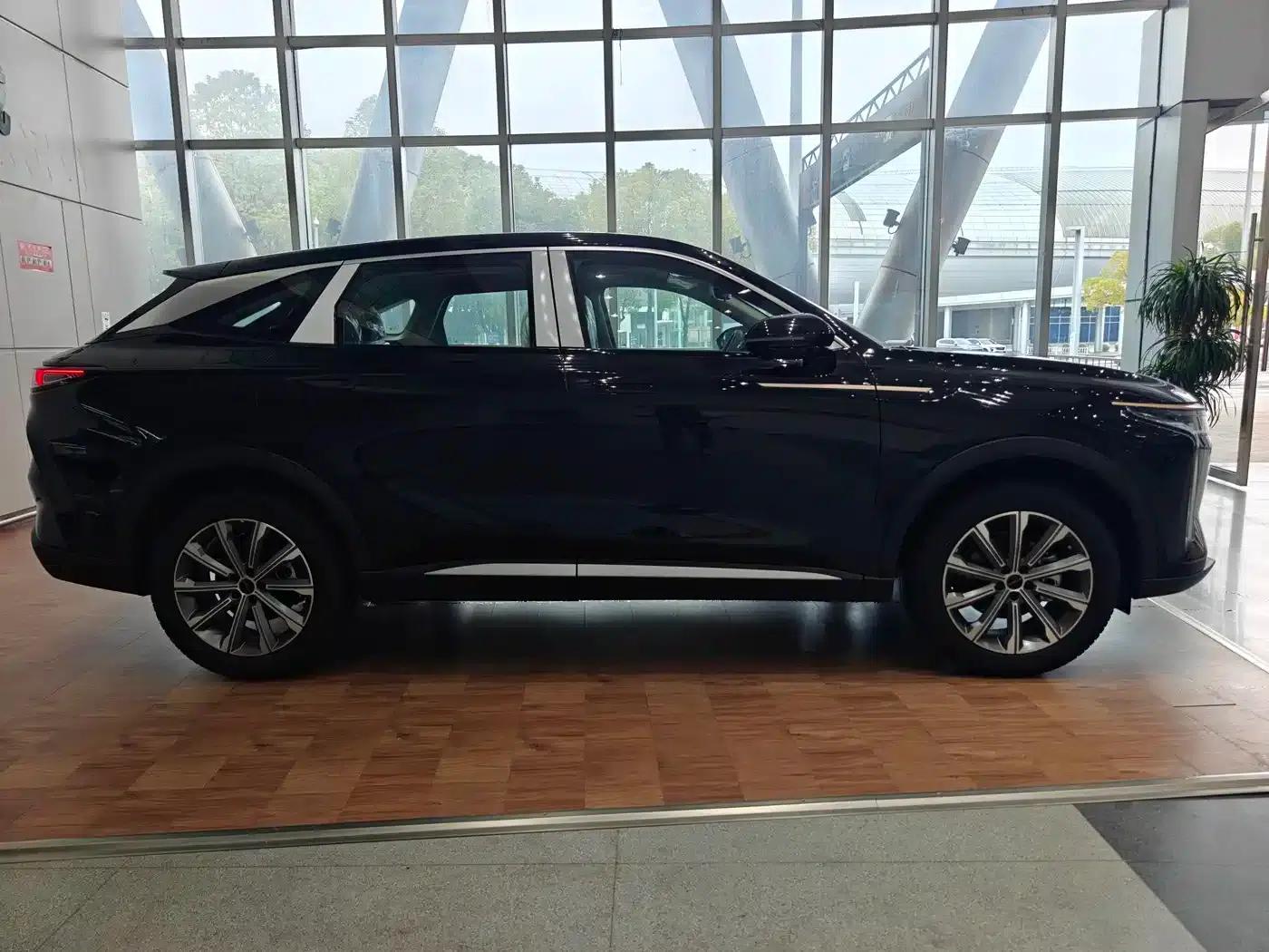 Exeed Yaoguang 2025 400T Deer Edition — миниатюра 4