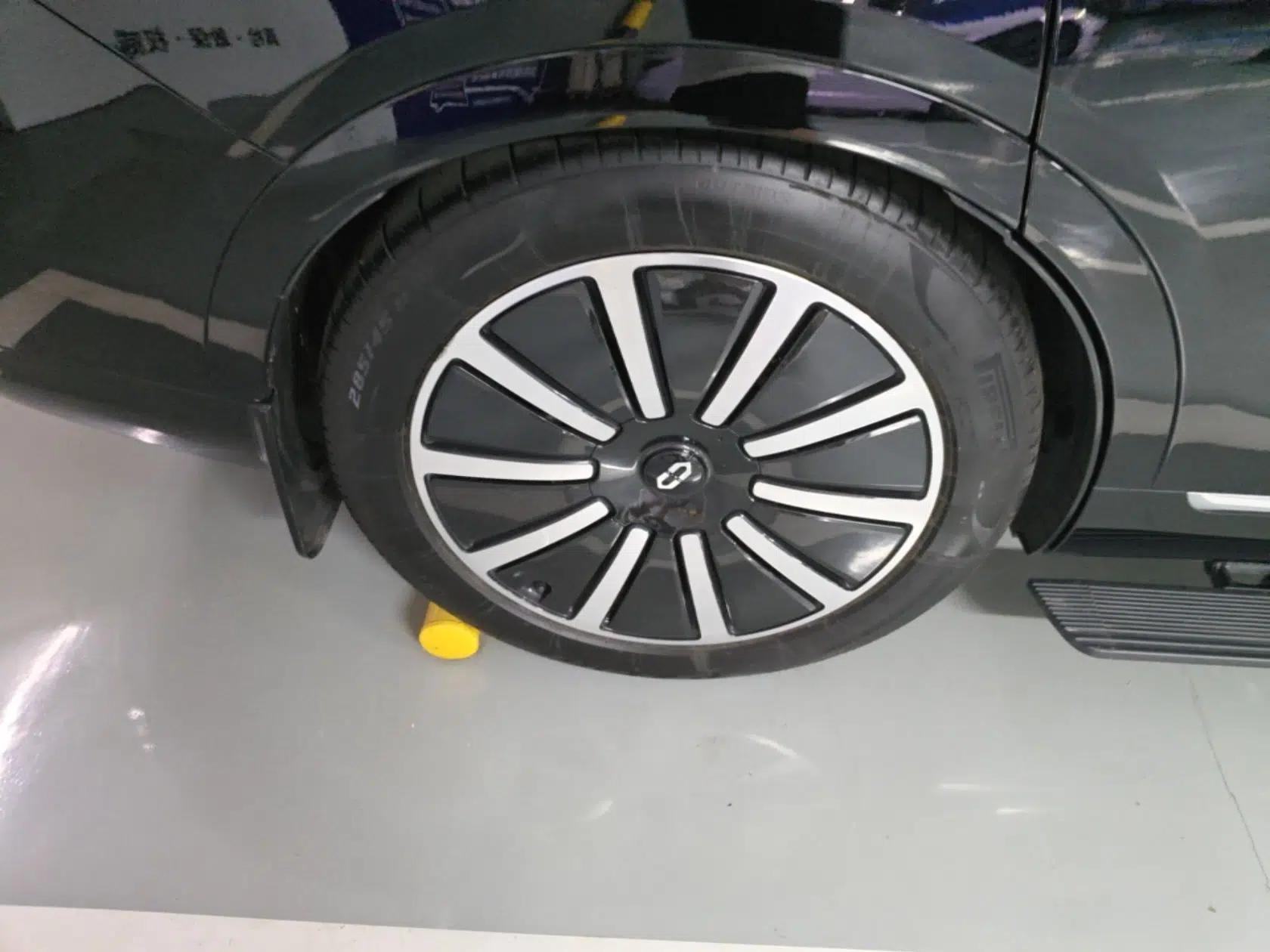 Hima AITO M9 2024 Range-Extended Ultra Version 42 kWh 6-Seater Model — миниатюра 11