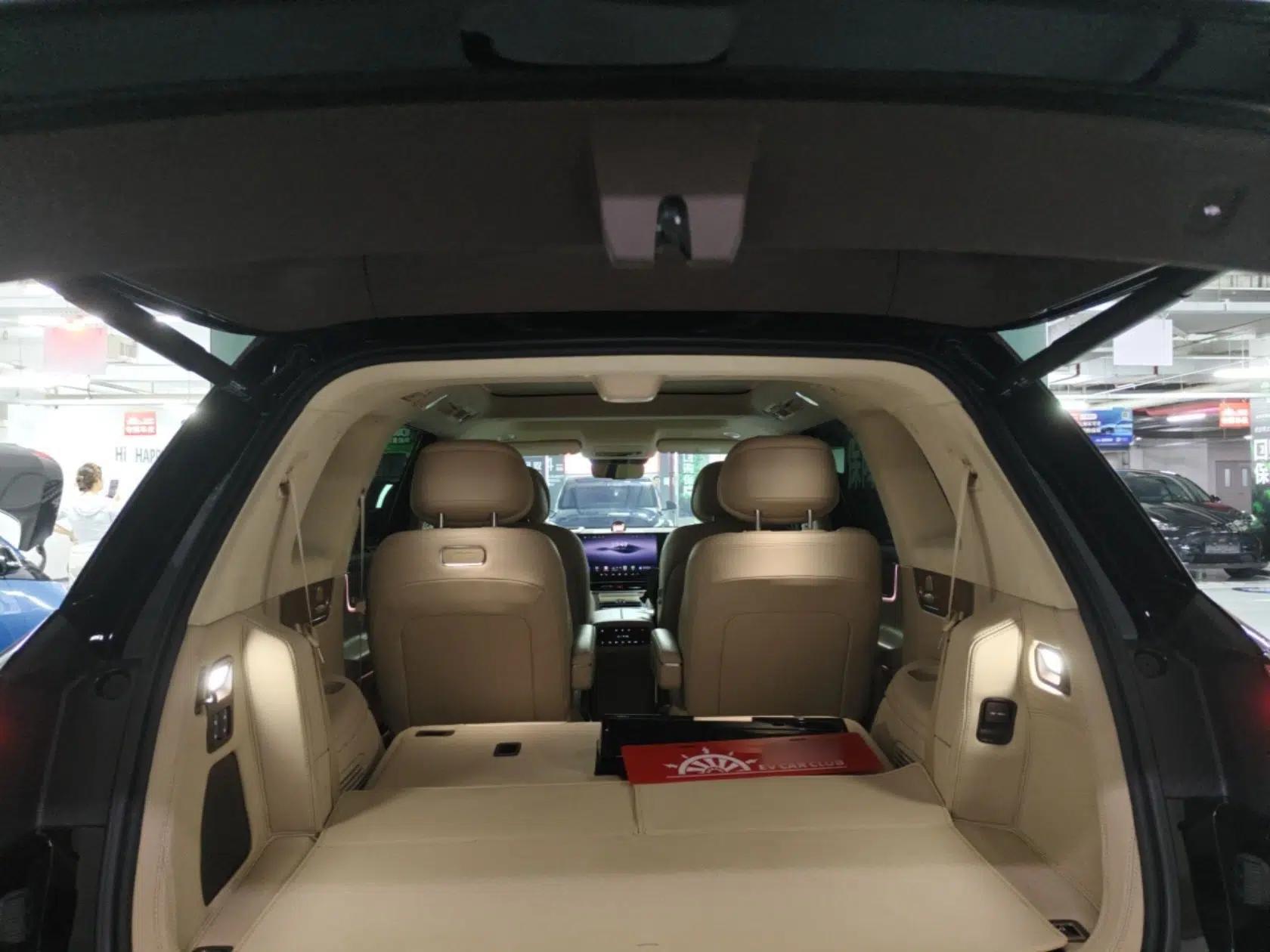 Hima AITO M9 2024 Range-Extended Ultra Version 42 kWh 6-Seater Model — миниатюра 22