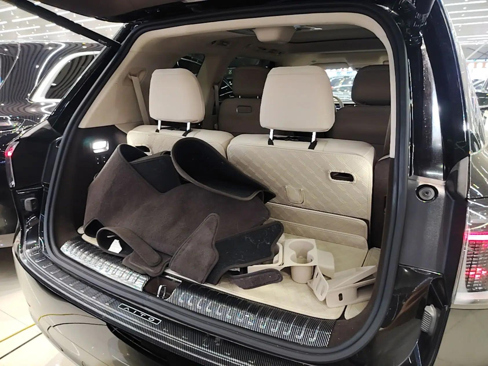 Hima AITO M9 2024 Range-Extended Ultra Version 52 kWh 6-Seater Model — миниатюра 22