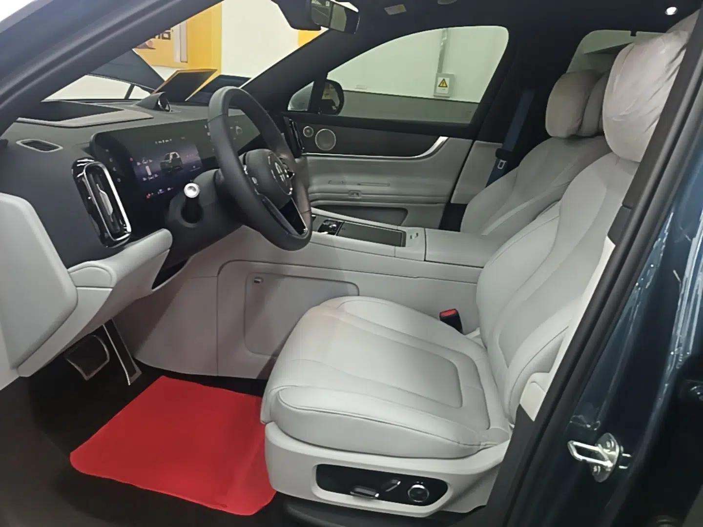 Hima AITO M9 2024 Range-Extended Max Edition 42 kWh 6-Seater Version — миниатюра 22