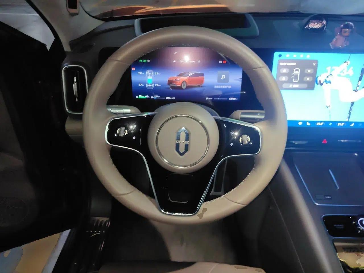 Hima AITO M9 2024 Range-Extended Ultra Version 52 kWh 5-Seater Model — миниатюра 10