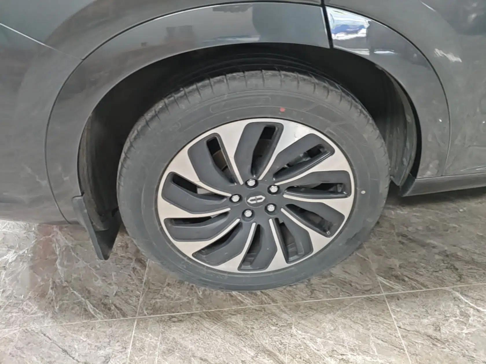 Hima AITO M7 2024 1.5T Rear-Drive Plus Version 5 Seats — миниатюра 11