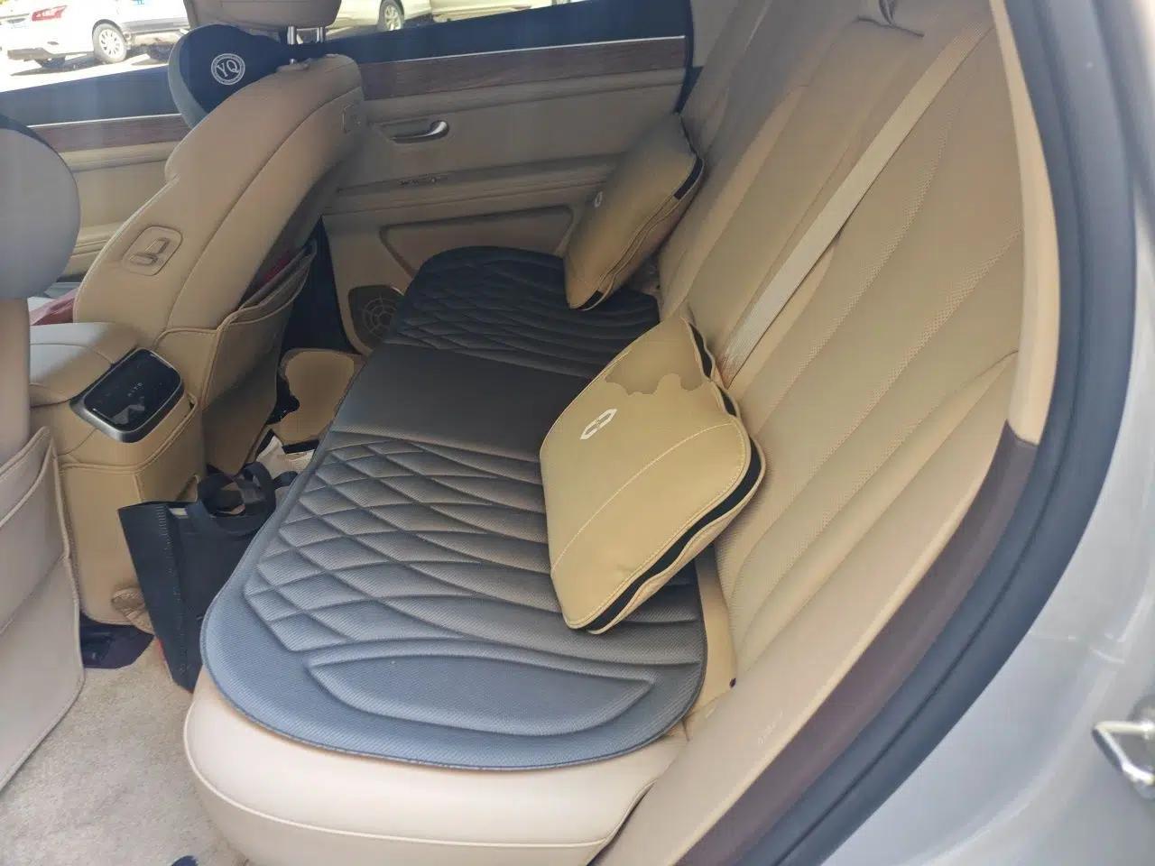Hima AITO M7 2024 1.5T Rear-Drive Plus Version 5 Seats — миниатюра 17