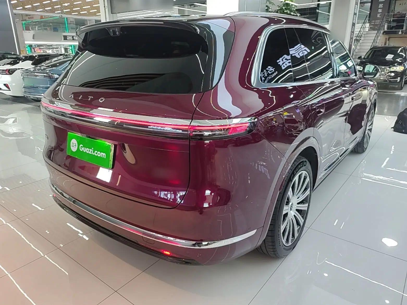 Hima AITO M7 2026 Model Range-Extending Ultra All-Wheel Drive 6-Seater Version — миниатюра 6