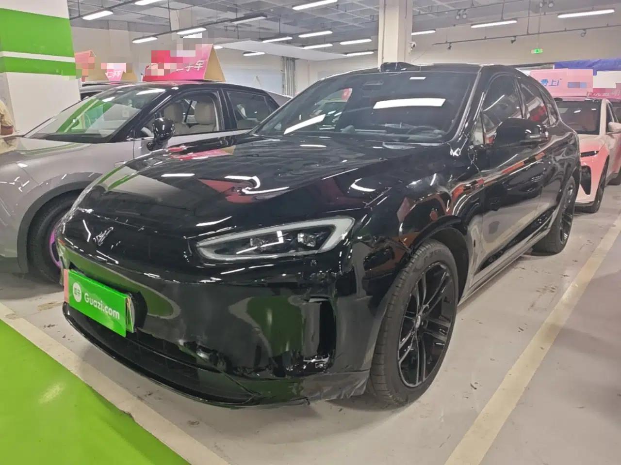 Hima AITO M5 2024 Extended-Range Max RS Four-Wheel Drive Advanced Intelligent Driving Version — миниатюра 1