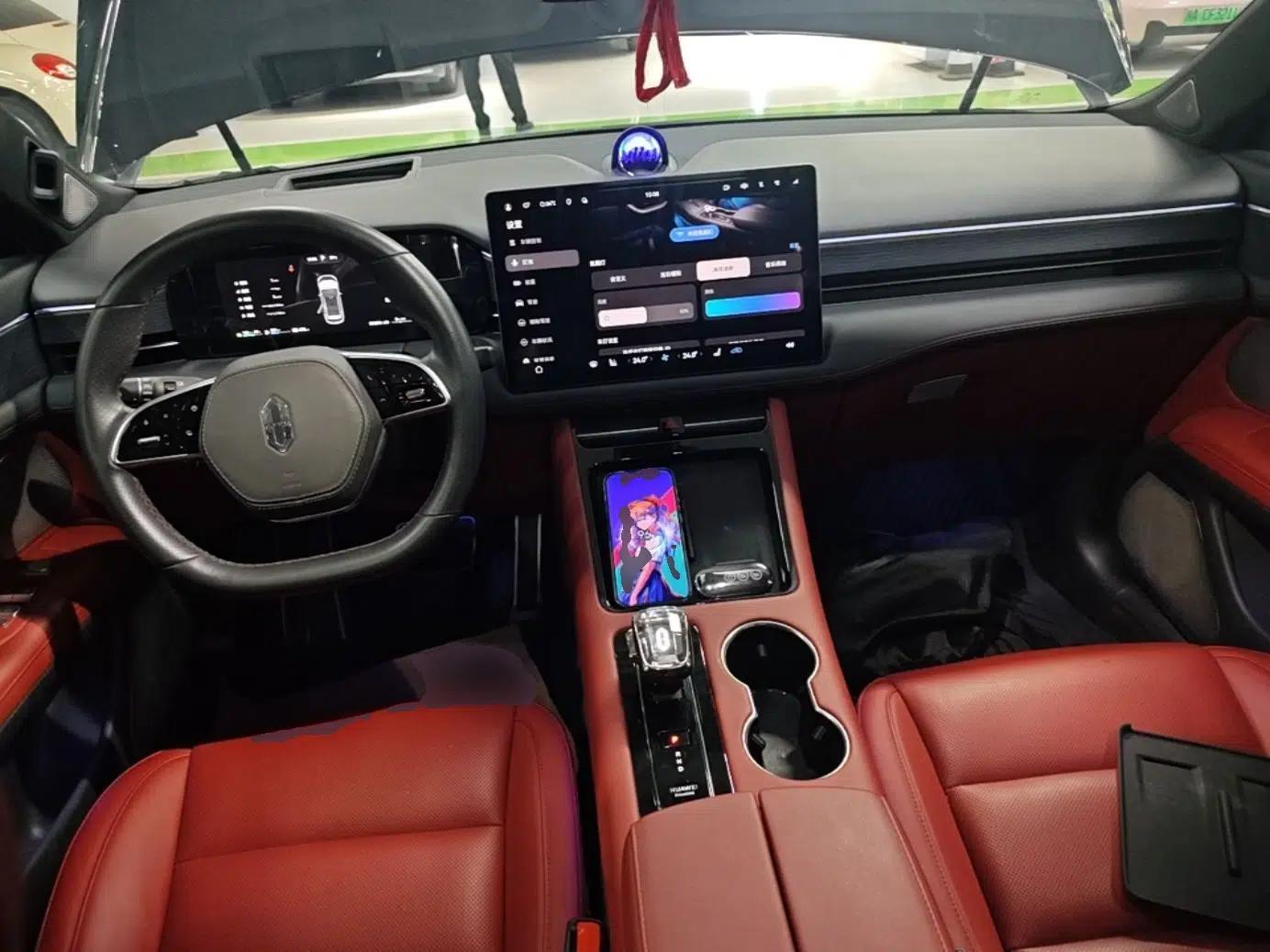 Hima AITO M5 2024 Extended-Range Max RS Four-Wheel Drive Advanced Intelligent Driving Version — миниатюра 12
