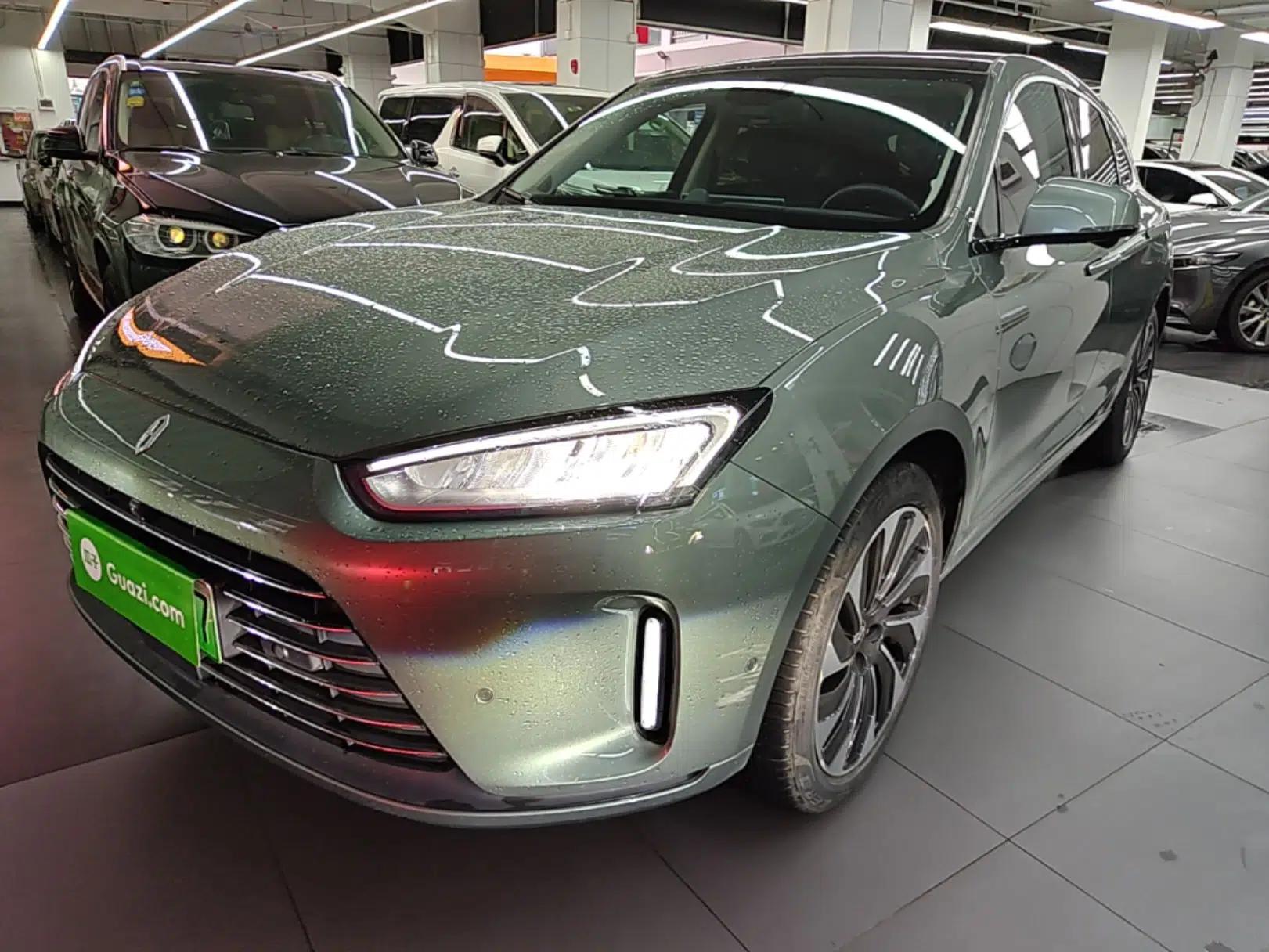 Hima AITO M5 2022 Extended-Range Four-Wheel Drive Performance Version — миниатюра 1