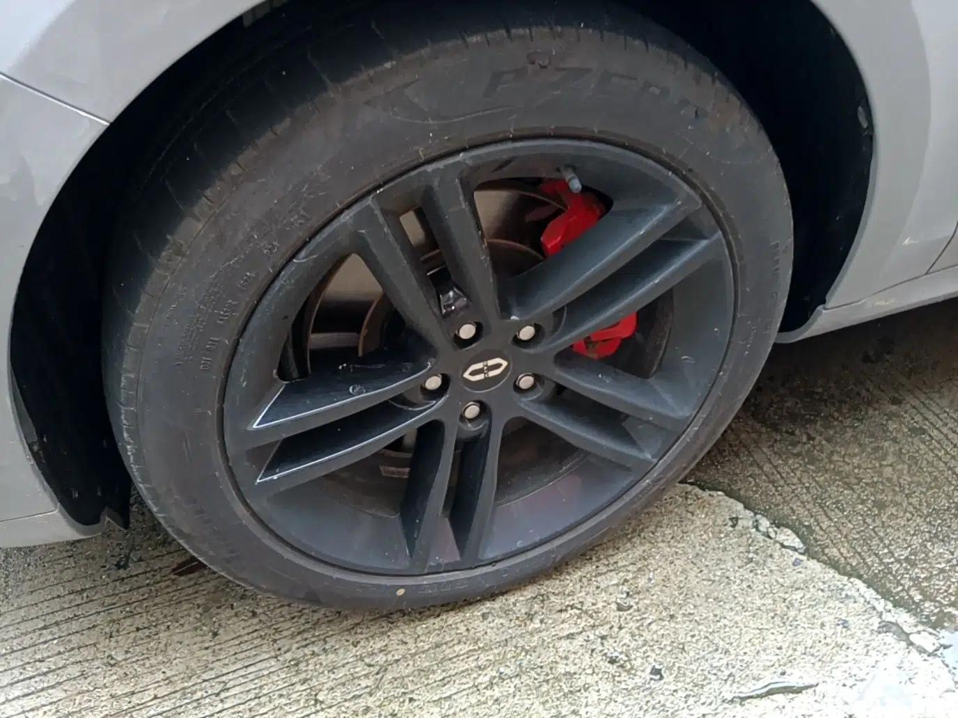 Hima AITO M5 2025 Extended-Range Ultra All-Wheel-Drive Version — миниатюра 10