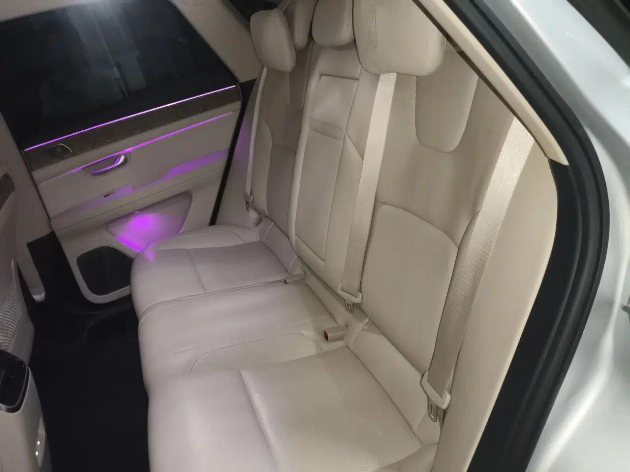 Hima AITO M5 2022 Extended-Range Four-Wheel Drive Flagship Edition — миниатюра 17