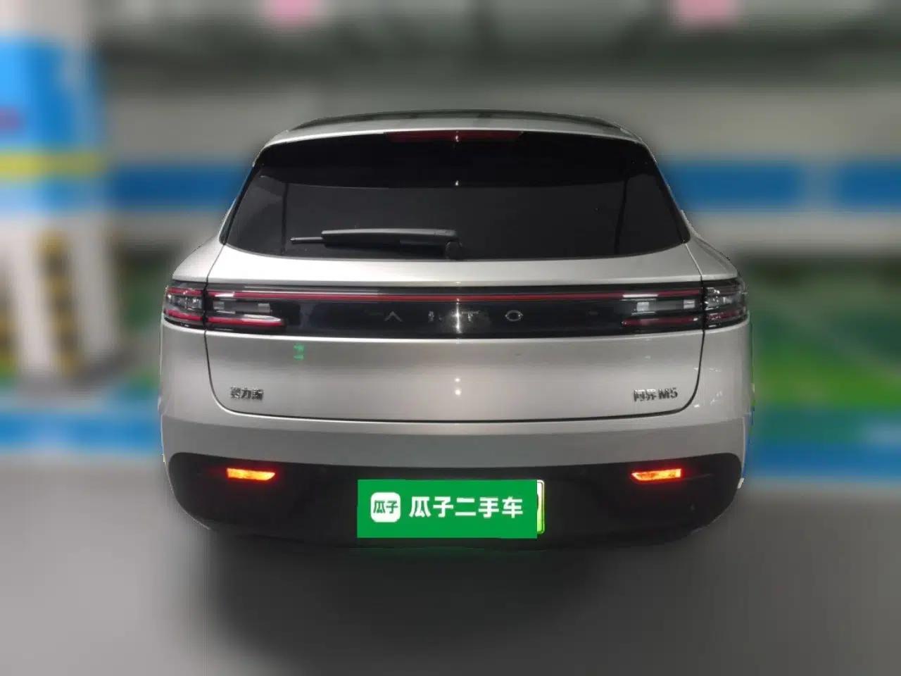Hima AITO M5 2022 Extended-Range Four-Wheel Drive Flagship Edition — миниатюра 5