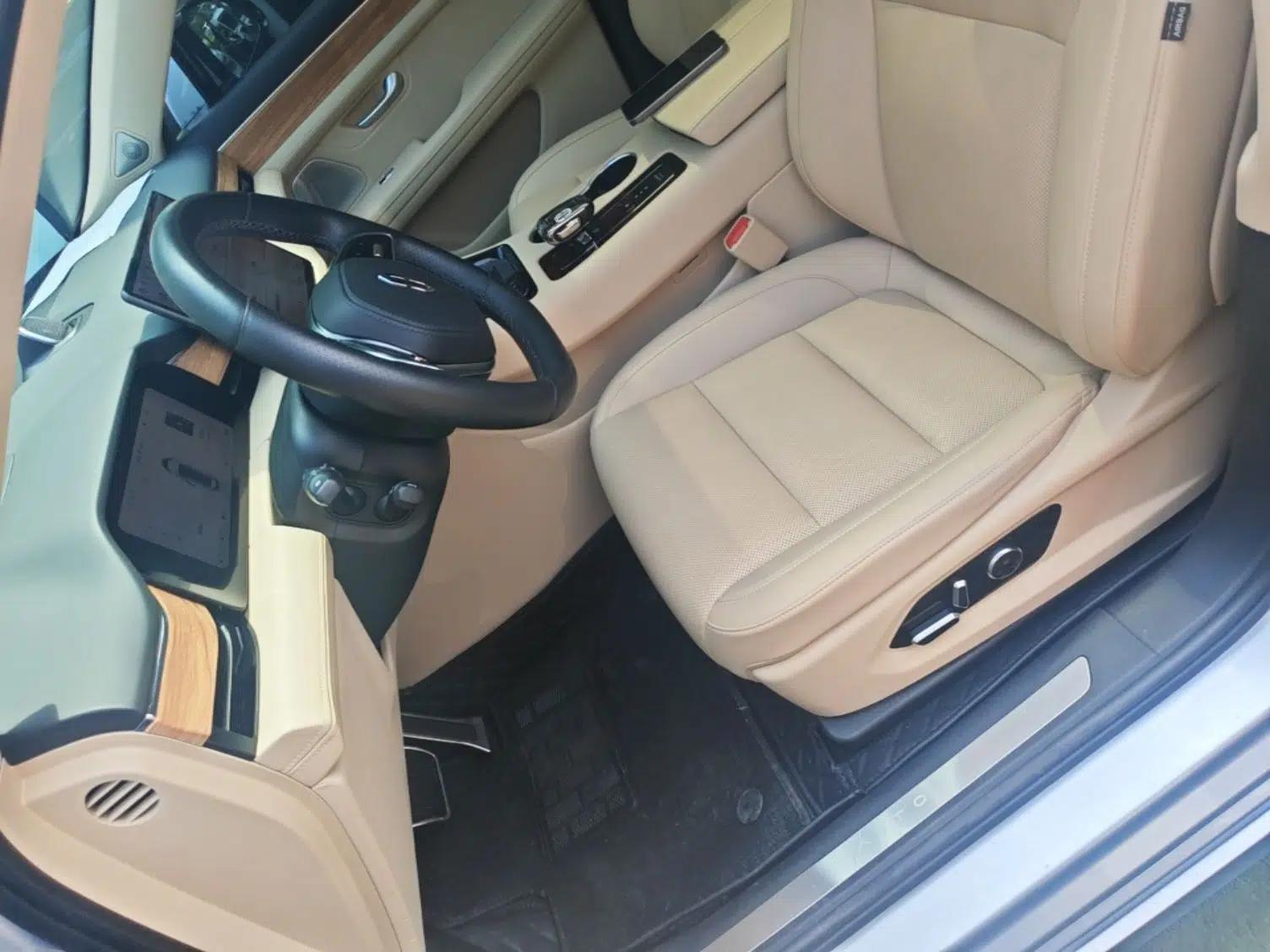 Hima AITO M5 2023 Extended-Range Four-Wheel Drive Intelligent Driving Version — миниатюра 17