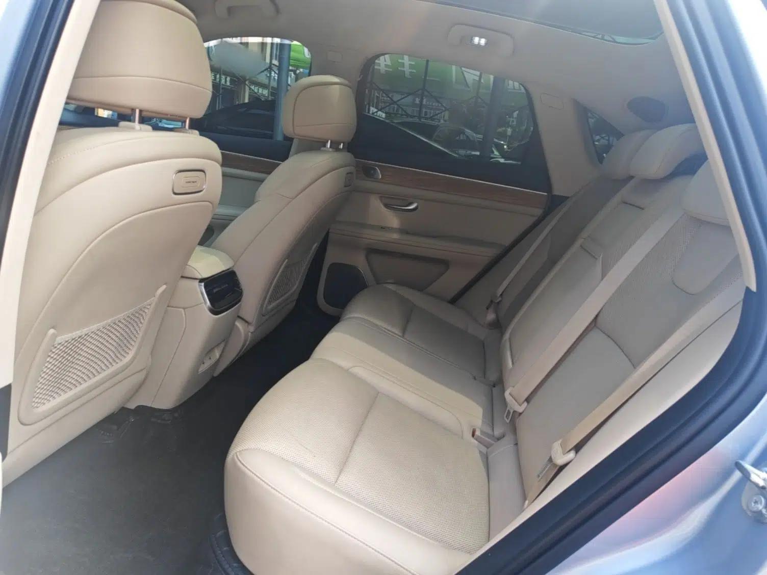 Hima AITO M5 2023 Extended-Range Four-Wheel Drive Intelligent Driving Version — миниатюра 20