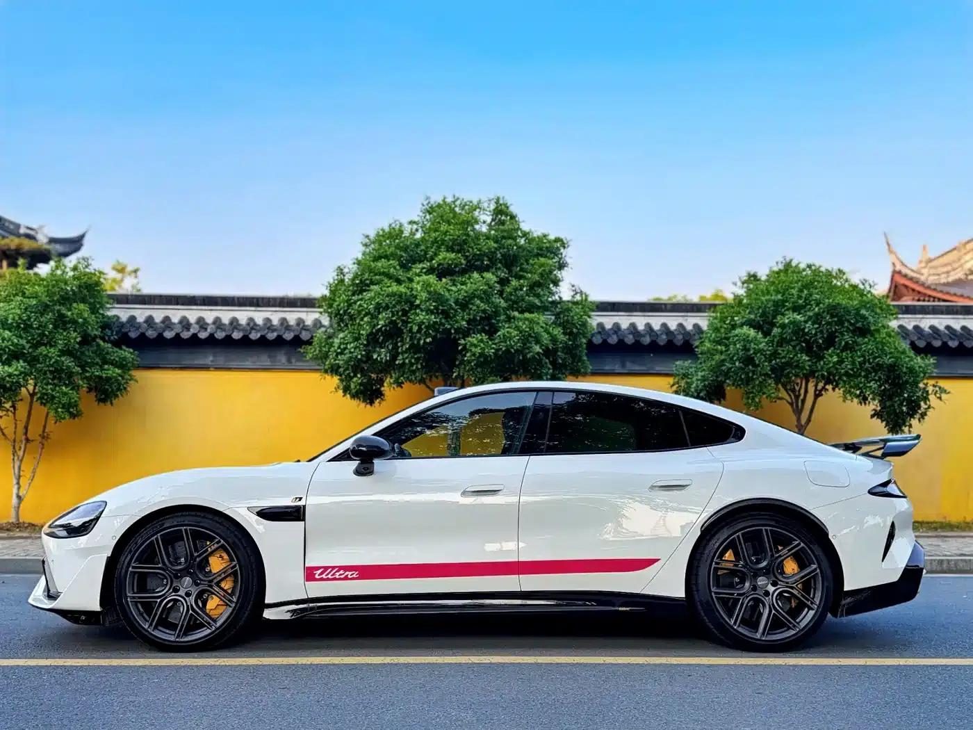 Xiaomi SU7 Ultra 2025 Nürburgring Limited Edition — миниатюра 4