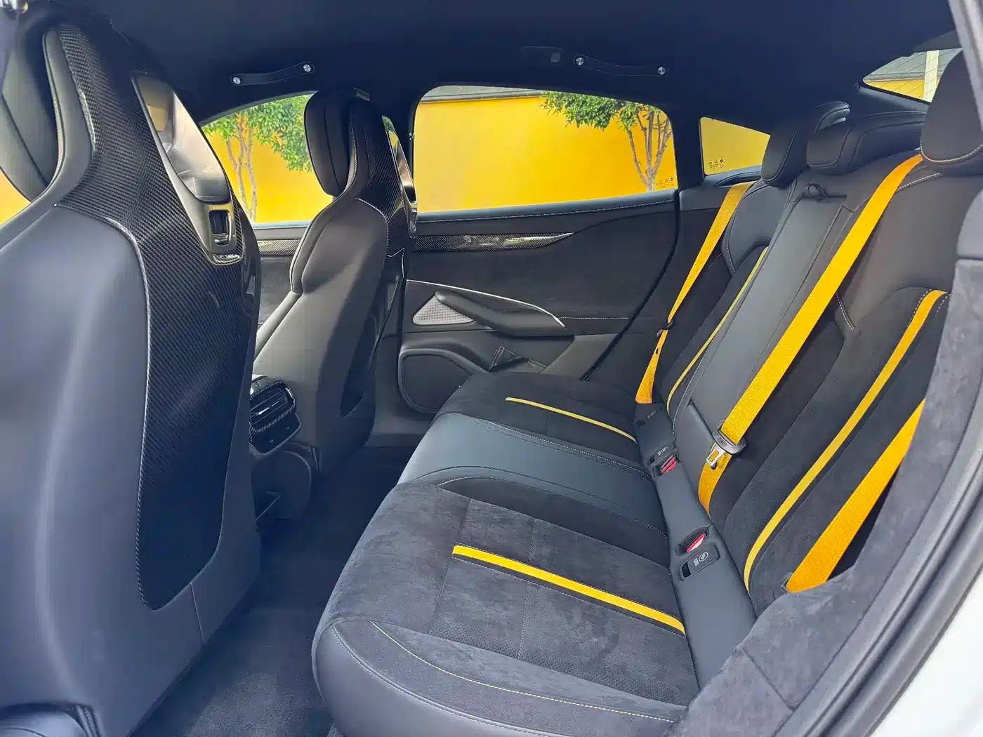 Xiaomi SU7 Ultra 2025 Nürburgring Limited Edition — миниатюра 6