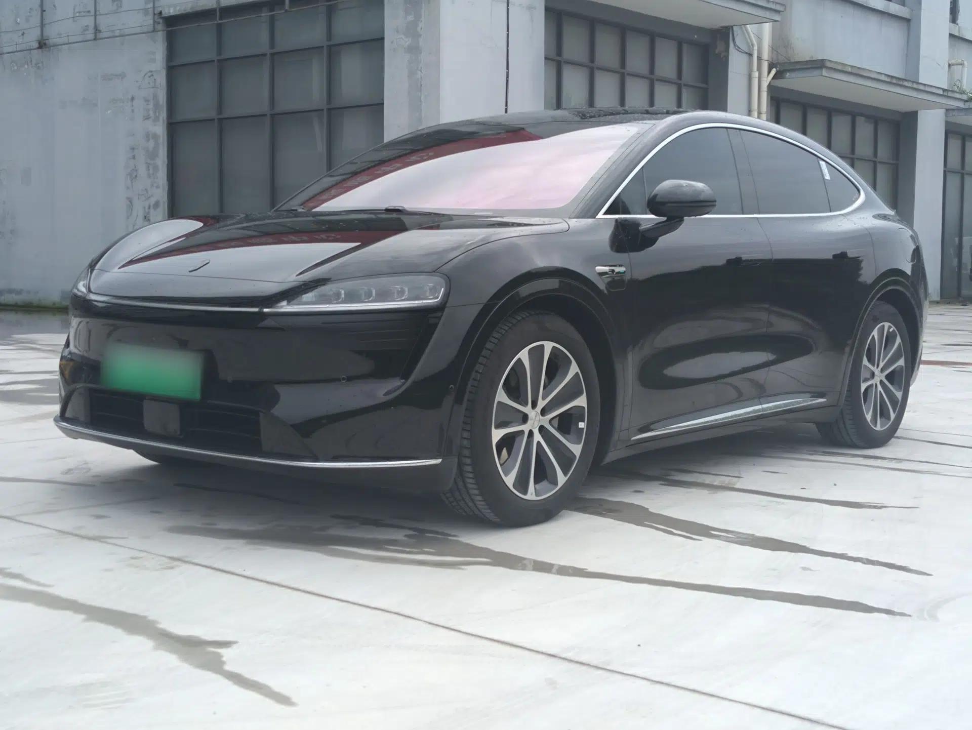 Hima Luxeed R7 2024 Pure Electric 667km Pro — миниатюра 6