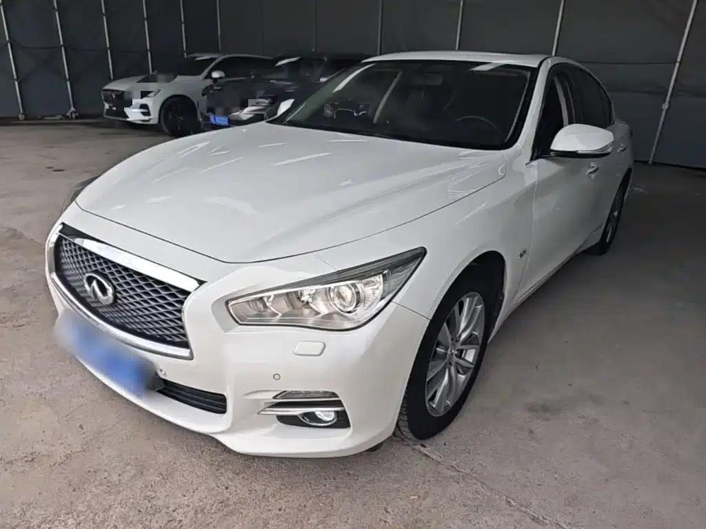 Infiniti Q50 2014 2.0T Comfort Edition — миниатюра 2