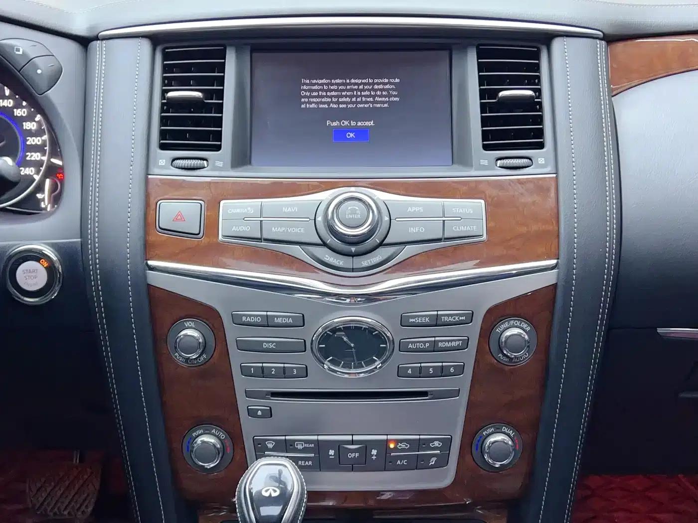 2018 Infiniti QX80 5.6L Middle East Edition — миниатюра 12