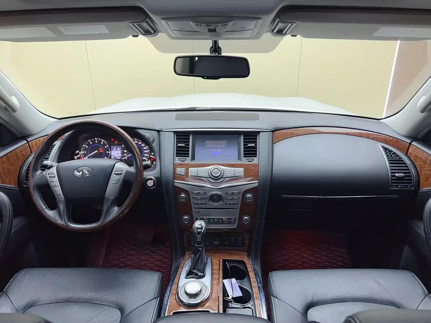 2018 Infiniti QX80 5.6L Middle East Edition — миниатюра 14