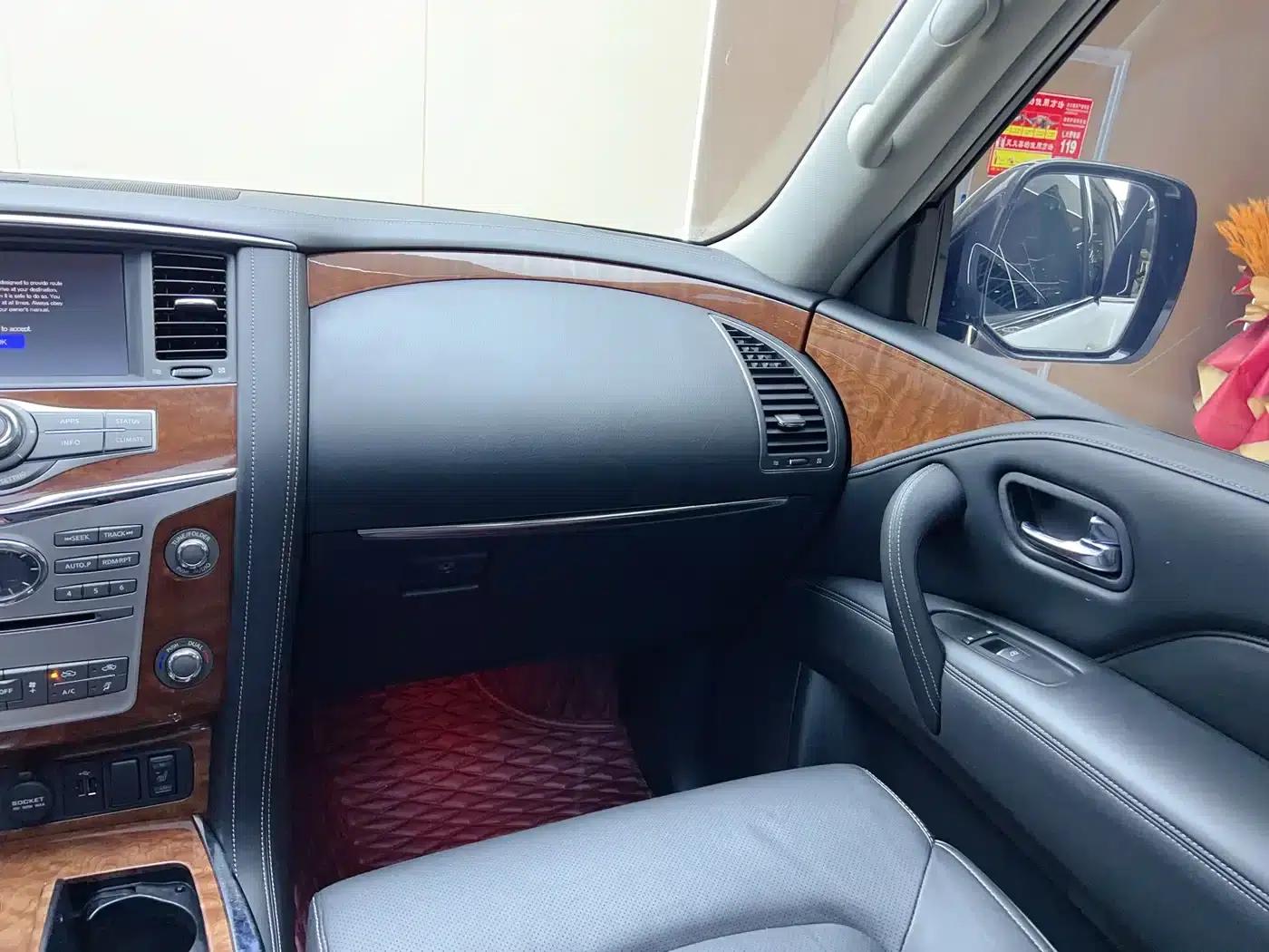 2018 Infiniti QX80 5.6L Middle East Edition — миниатюра 15