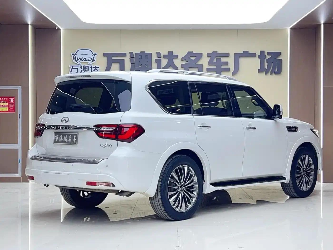 2018 Infiniti QX80 5.6L Middle East Edition — миниатюра 18