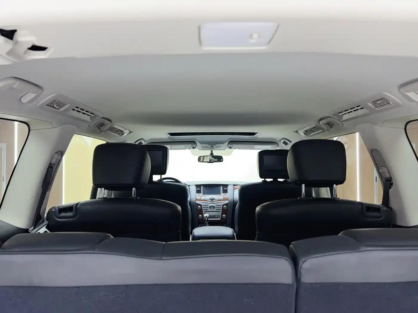 2018 Infiniti QX80 5.6L Middle East Edition — миниатюра 4