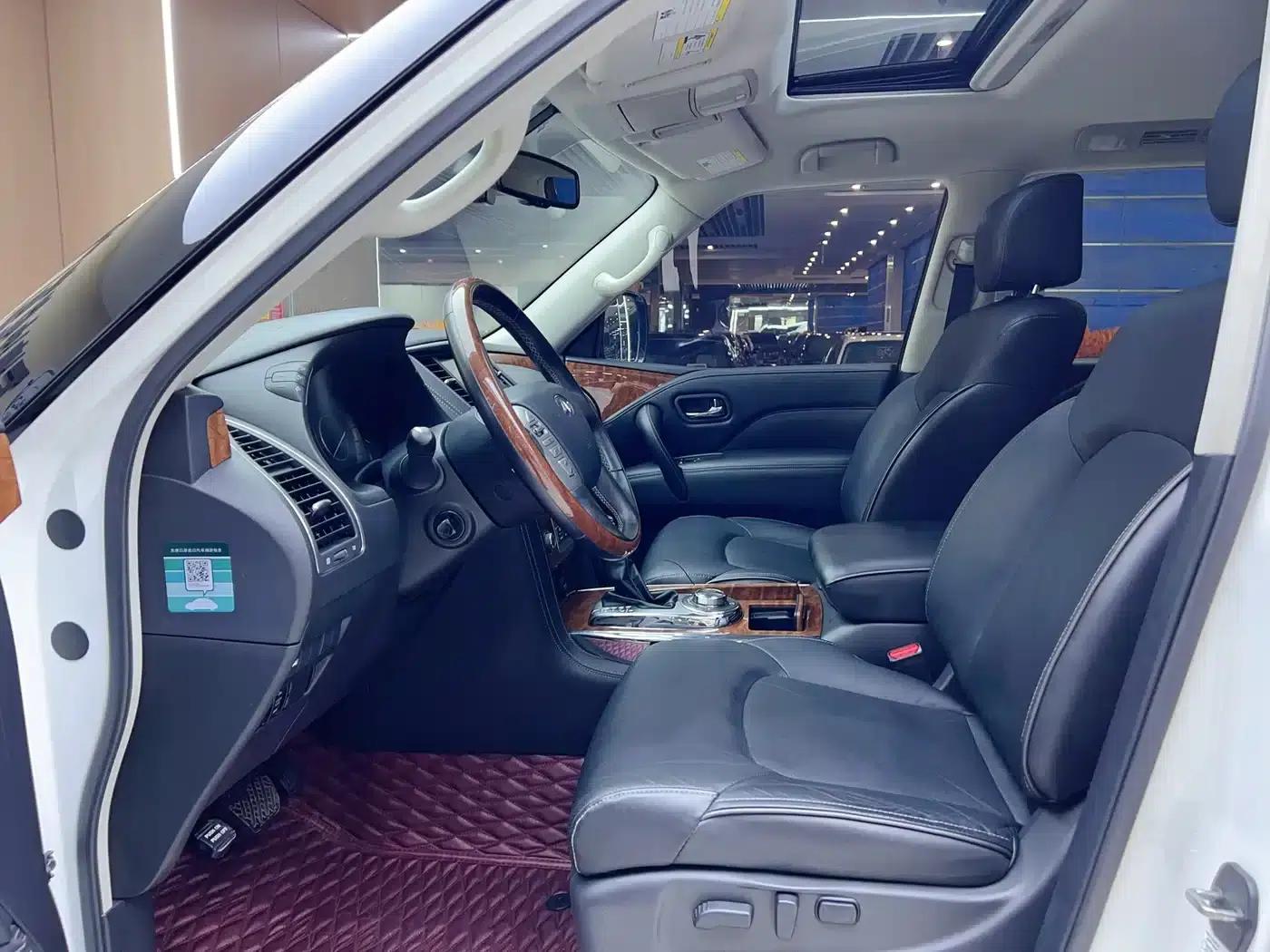 2018 Infiniti QX80 5.6L Middle East Edition — миниатюра 7