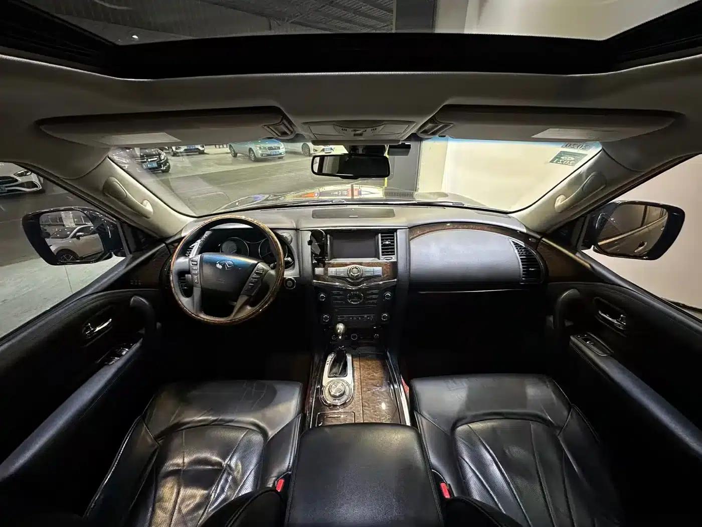 Infiniti QX80 2013 5.6L 4WD — миниатюра 4