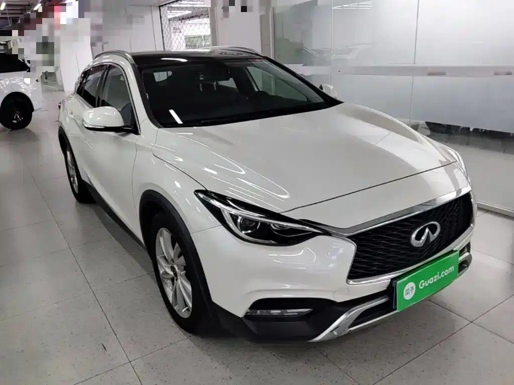Infiniti QX30 2017 1.6T 2WD Sport Edition — миниатюра 4