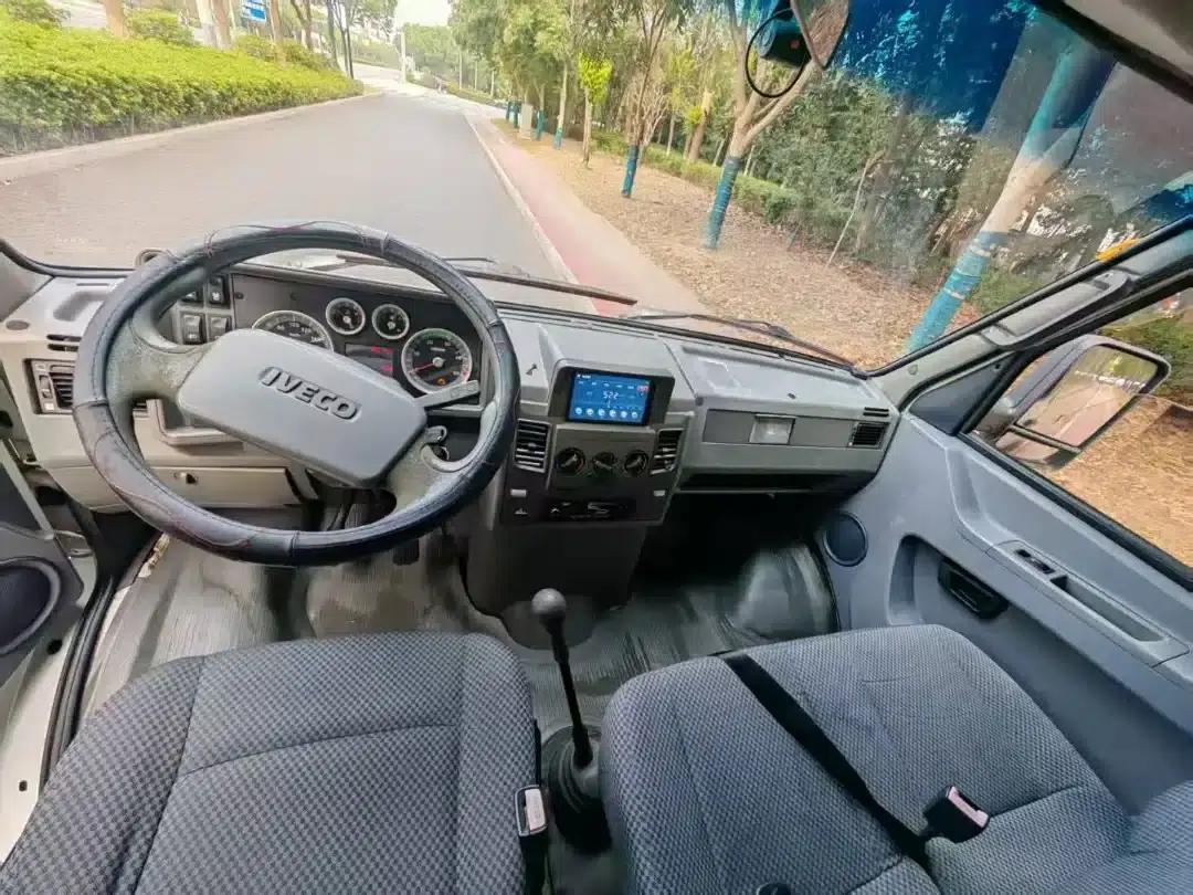 Iveco Proud 2014 Model 2.5T-A35 NJ6484ACM47Z4 — миниатюра 5