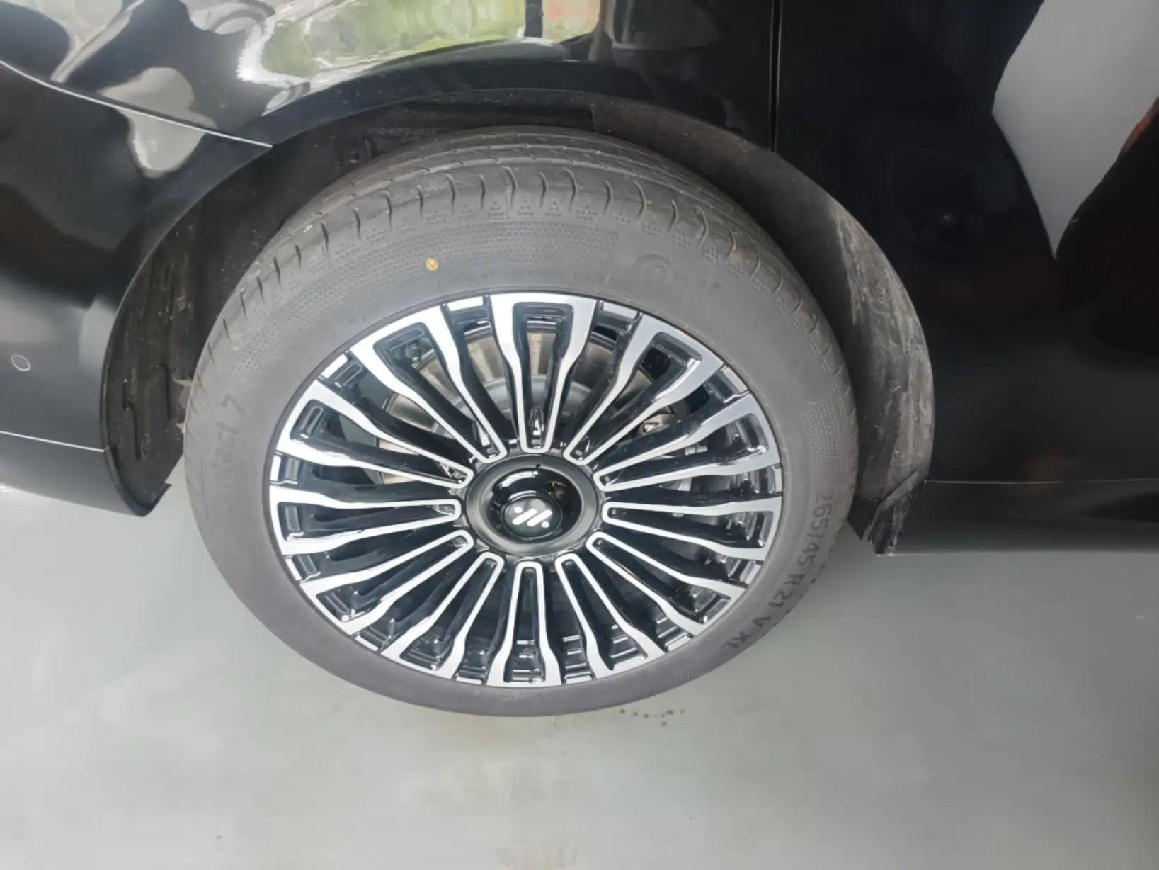 IM Zhiji LS8 2026 Model 52 Max+ Tech Flagship Five-Seat — миниатюра 11