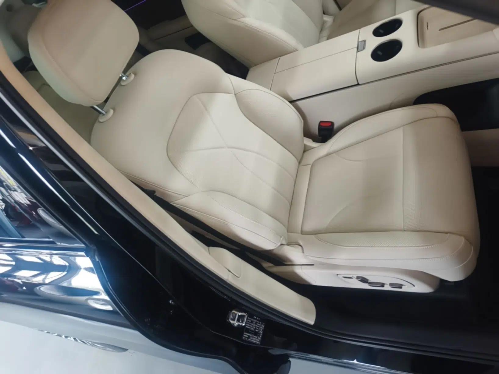 IM Zhiji LS8 2026 Model 52 Max+ Tech Flagship Five-Seat — миниатюра 24