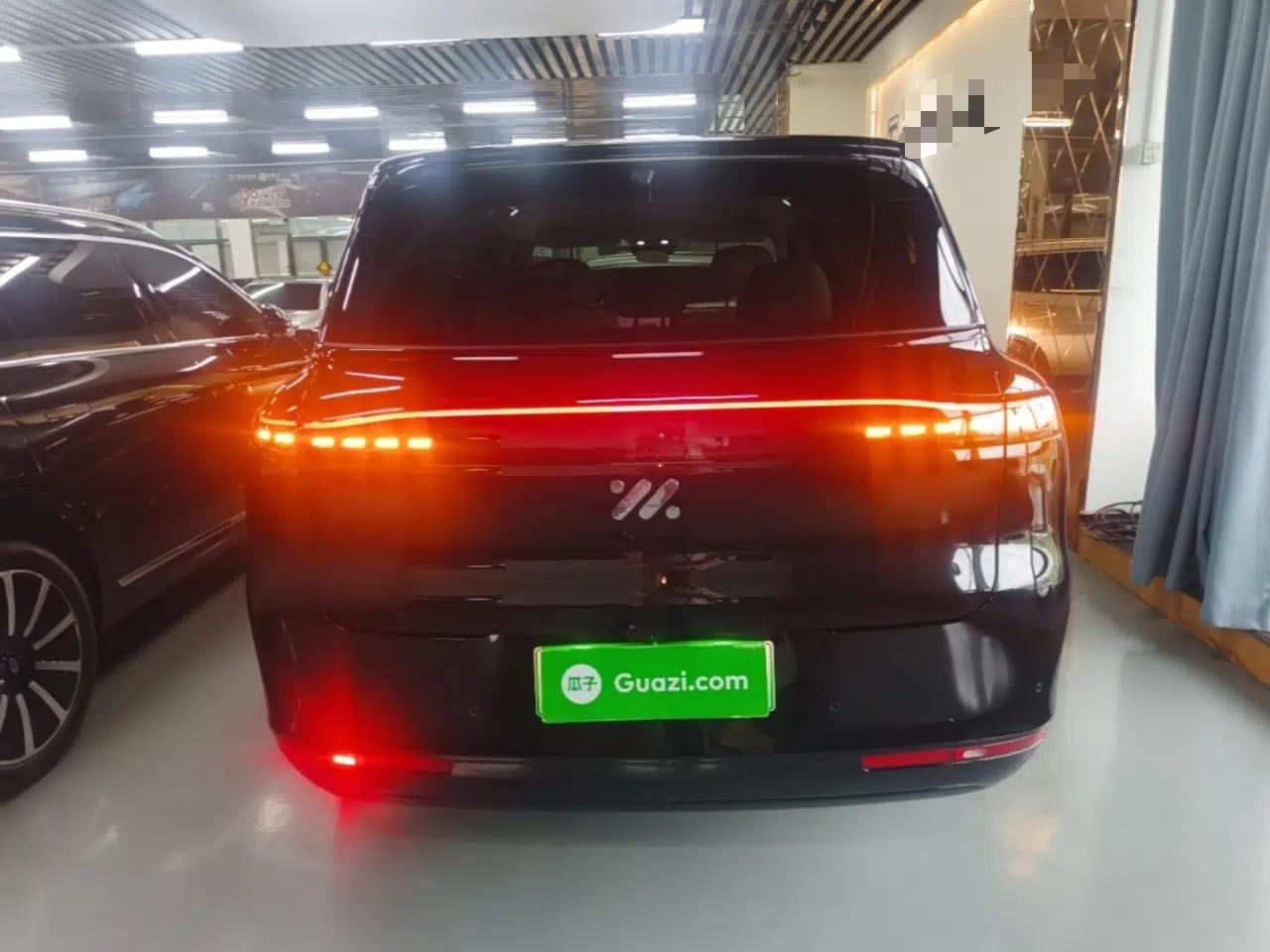 IM Zhiji LS8 2026 Model 52 Max+ Tech Flagship Five-Seat — миниатюра 5