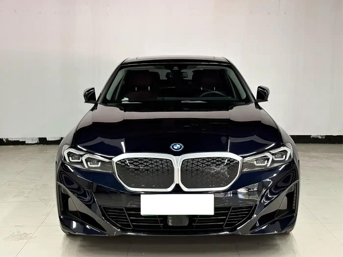 BMW i3 2025 eDrive 35 L — миниатюра 2