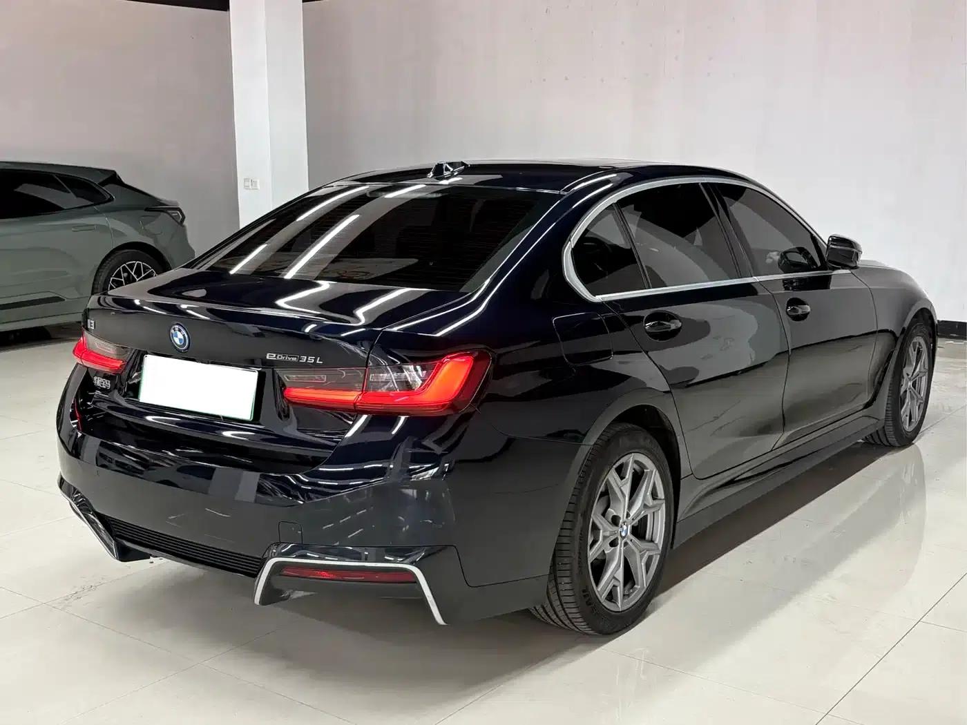 BMW i3 2025 eDrive 35 L — миниатюра 5