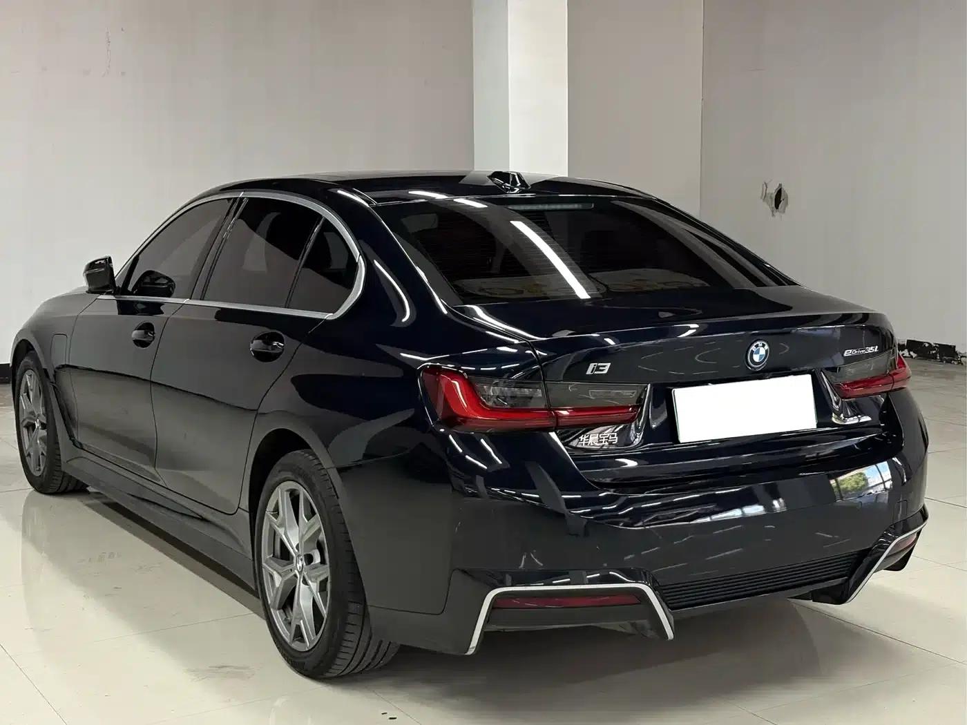 BMW i3 2025 eDrive 35 L — миниатюра 6