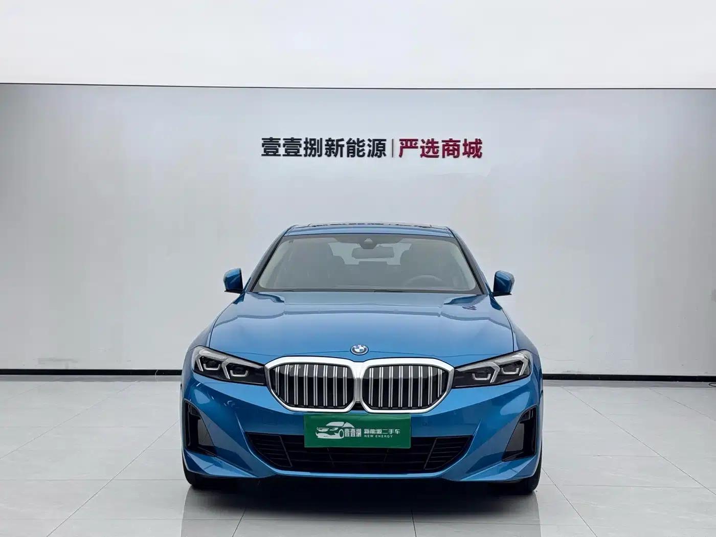 BMW i3 2024 eDrive 35L — миниатюра 2