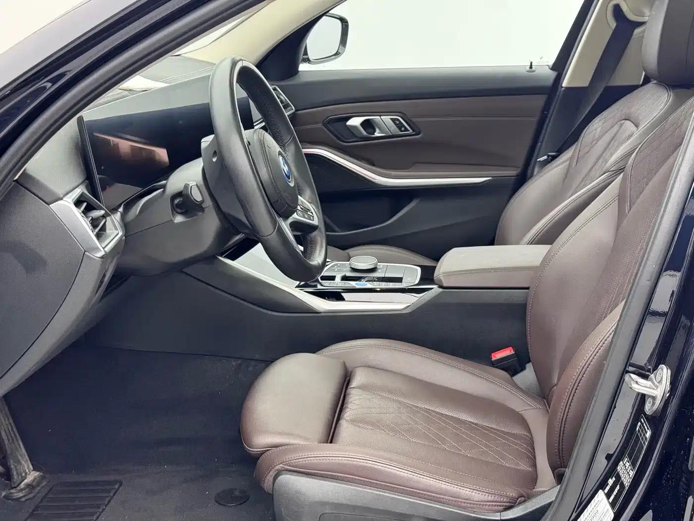 BMW i3 2022 eDrive 35L — миниатюра 4