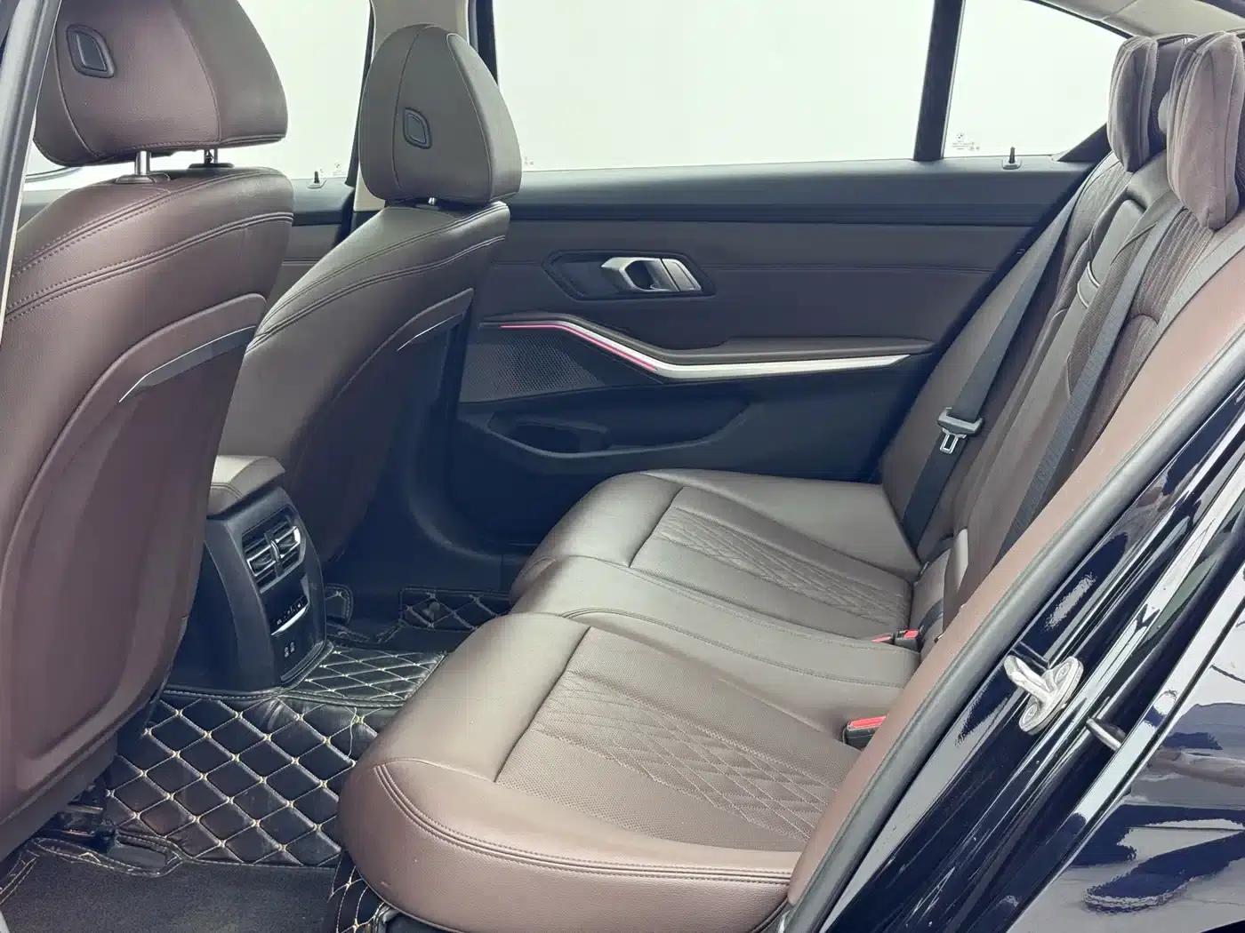 BMW i3 2022 eDrive 35L — миниатюра 5