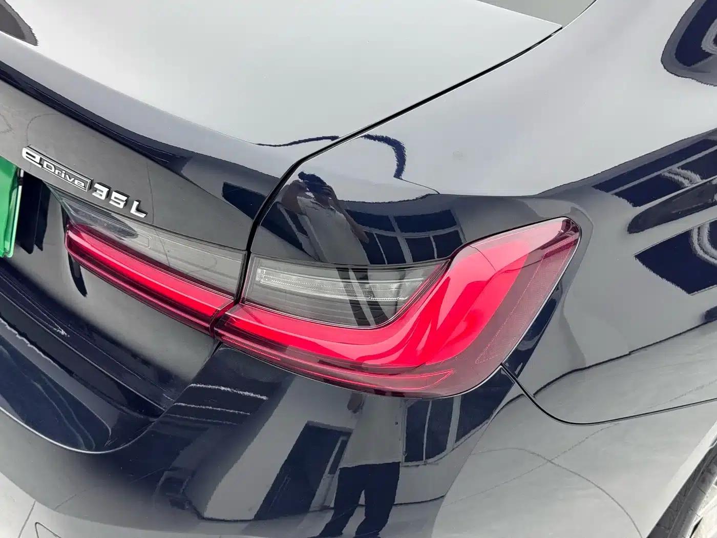 BMW i3 2022 eDrive 35L — миниатюра 7