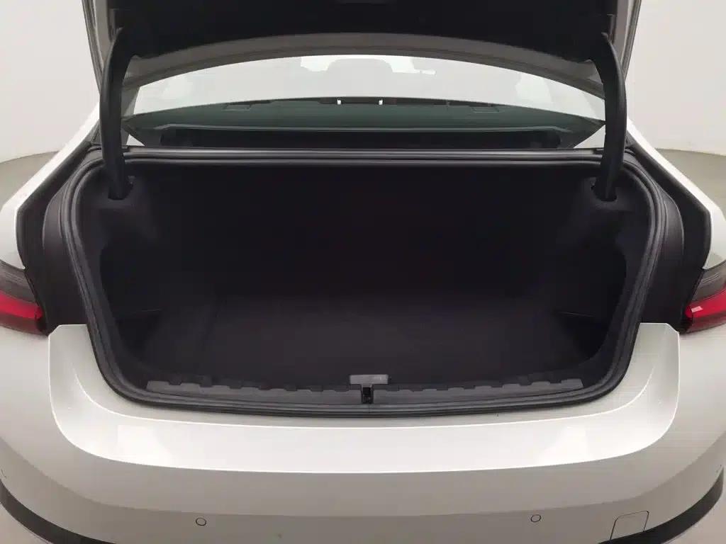 BMW i3 2024 eDrive 35L — миниатюра 16