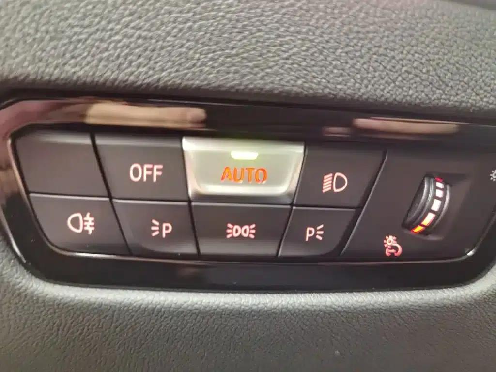 BMW i3 2024 eDrive 35L — миниатюра 21