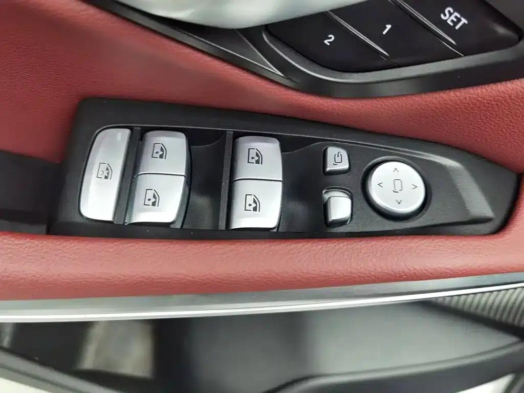 BMW i3 2024 eDrive 35L — миниатюра 9