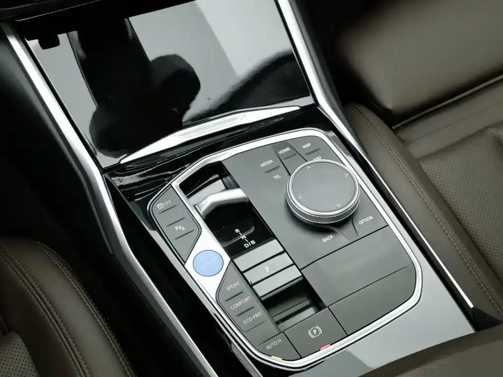 BMW i3 2024 eDrive 35L — миниатюра 13