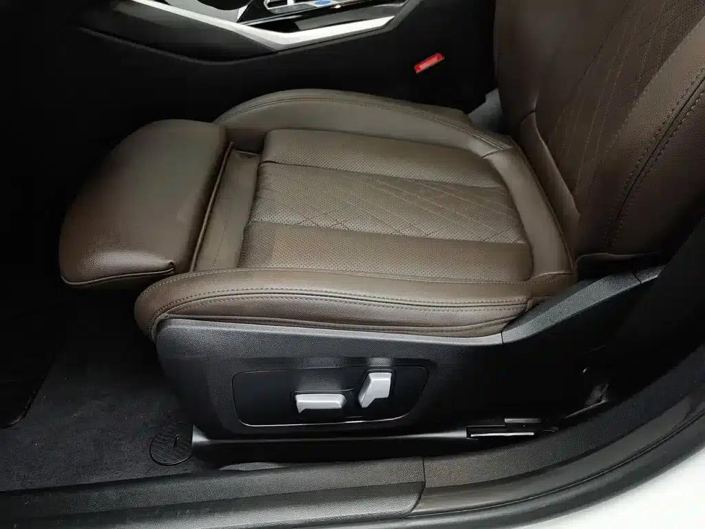 BMW i3 2024 eDrive 35L — миниатюра 20