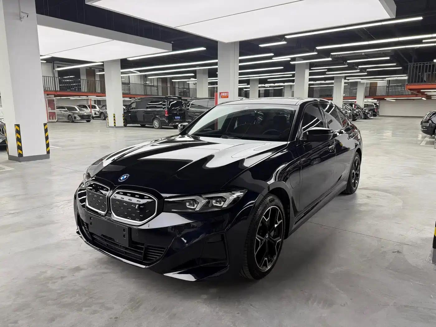 BMW i3 2023 eDrive 40 L Shadow Sport Package — миниатюра 1