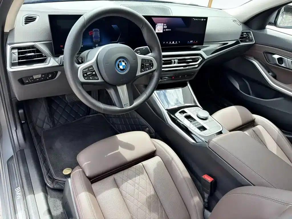 BMW i3 2024 eDrive 35L — миниатюра 5