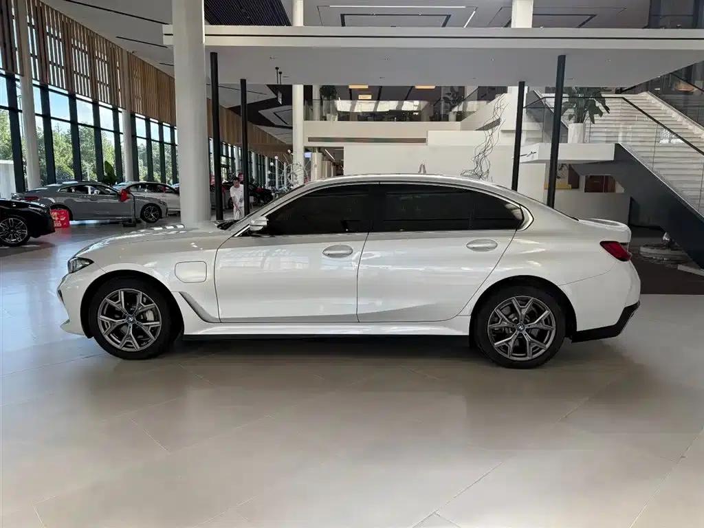 BMW i3 2024 eDrive 35L — миниатюра 14